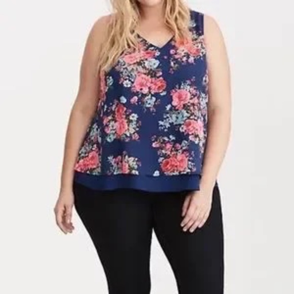 Torrid | Dark Blue Floral Polyester Cami Top | Size 6 - Picture 3 of 9